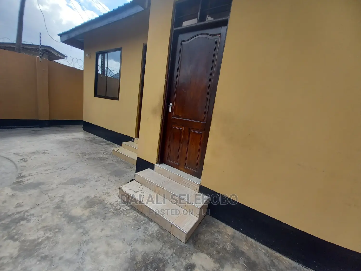 Furnished Studio Apartment in Sinza Kumekucha for Rent