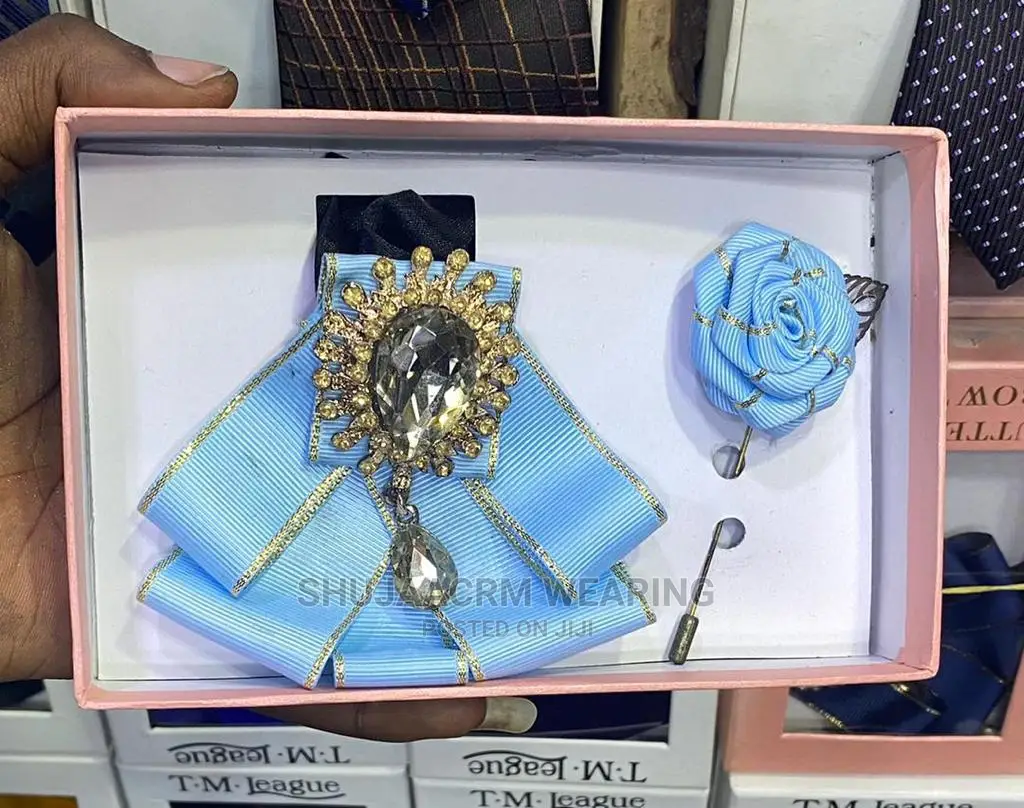 Pweza Necktie