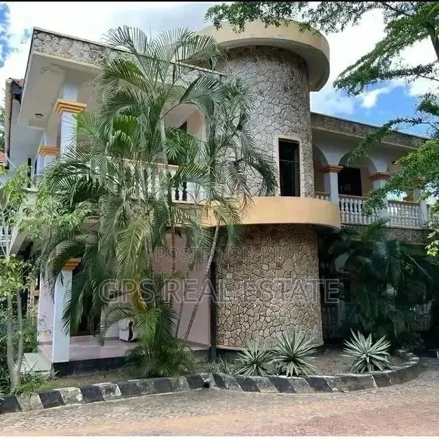 6bdrm House in Maxposh, Kinondoni for Sale