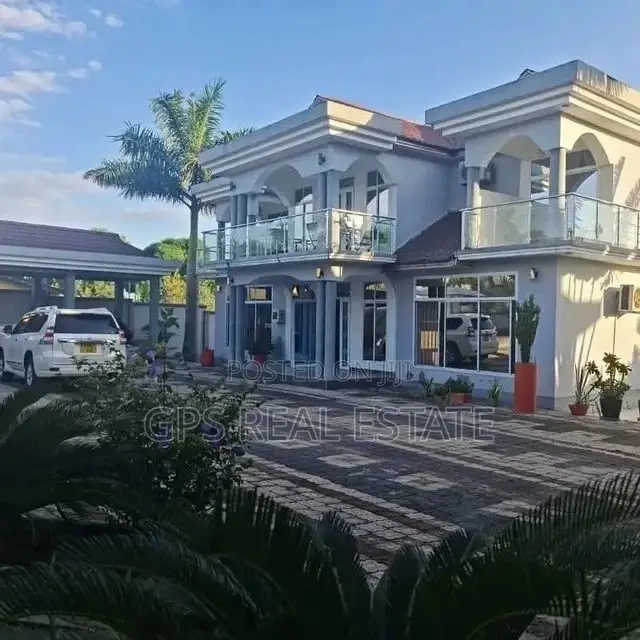 6bdrm House in Maxposh, Kinondoni for Sale