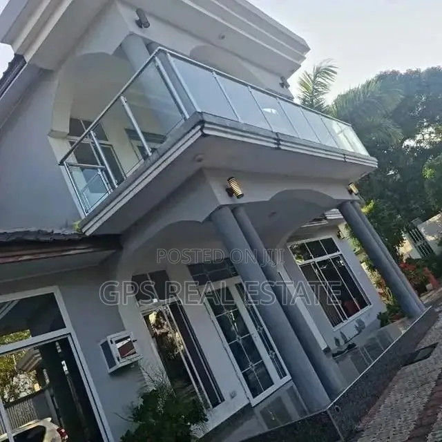 6bdrm House in Maxposh, Kinondoni for Sale
