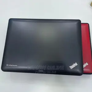 Laptop Lenovo ThinkPad X131e 4GB Intel Core 2 Duo HDD 320GB