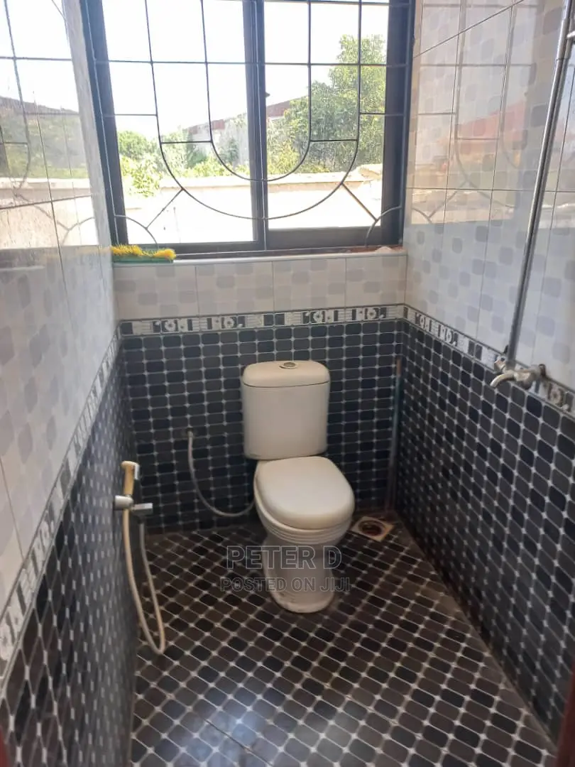 5bdrm House in Goba for Sale