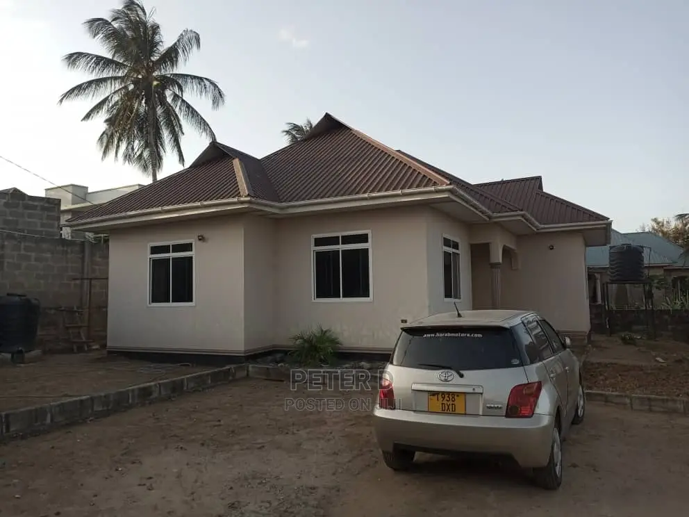 3bdrm House in Goba for Sale