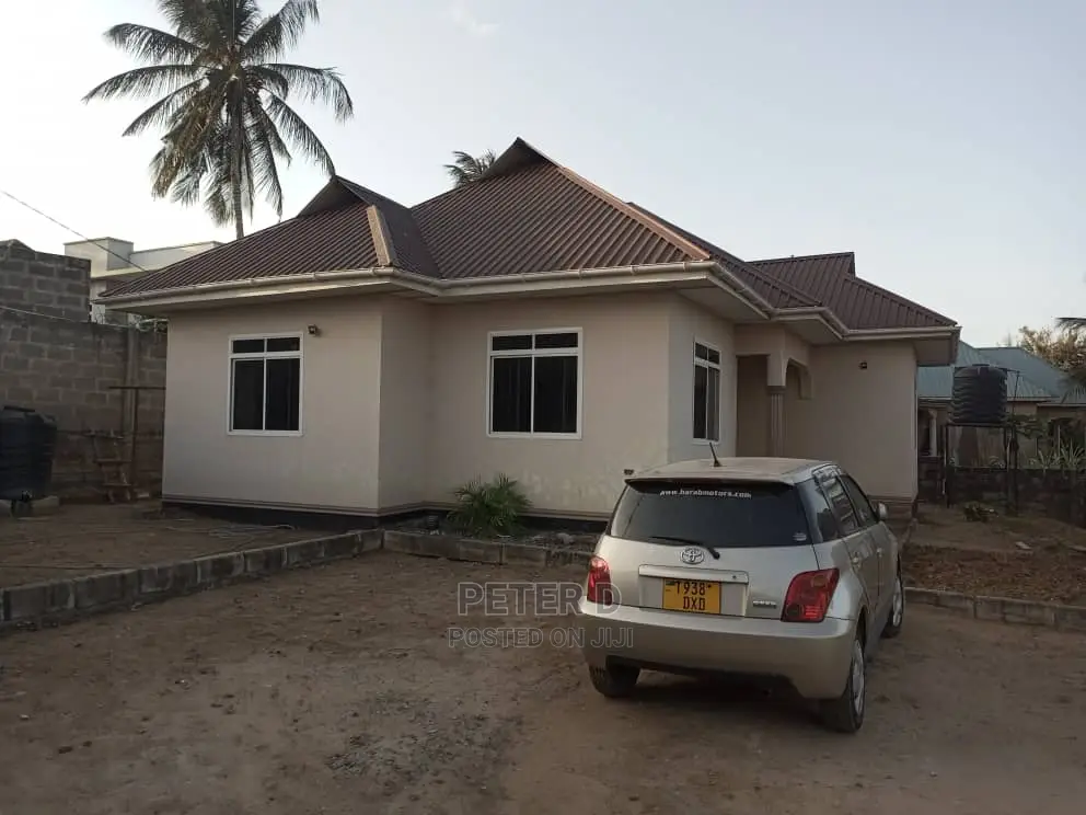 3bdrm House in Goba for Sale