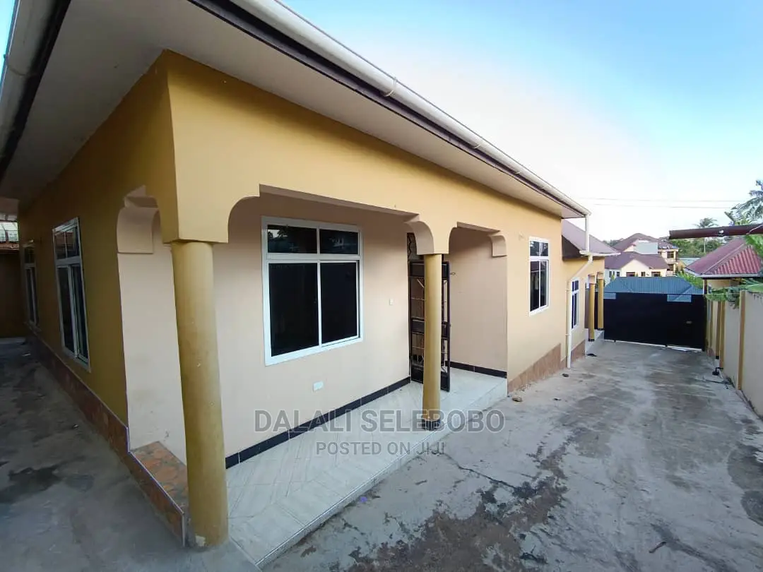 2bdrm House in Mbez Ya Kimara, Kijitonyama for Rent