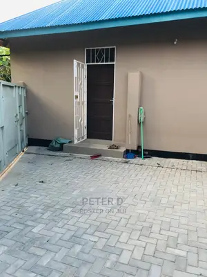 1bdrm Apartment in Kimara for rent