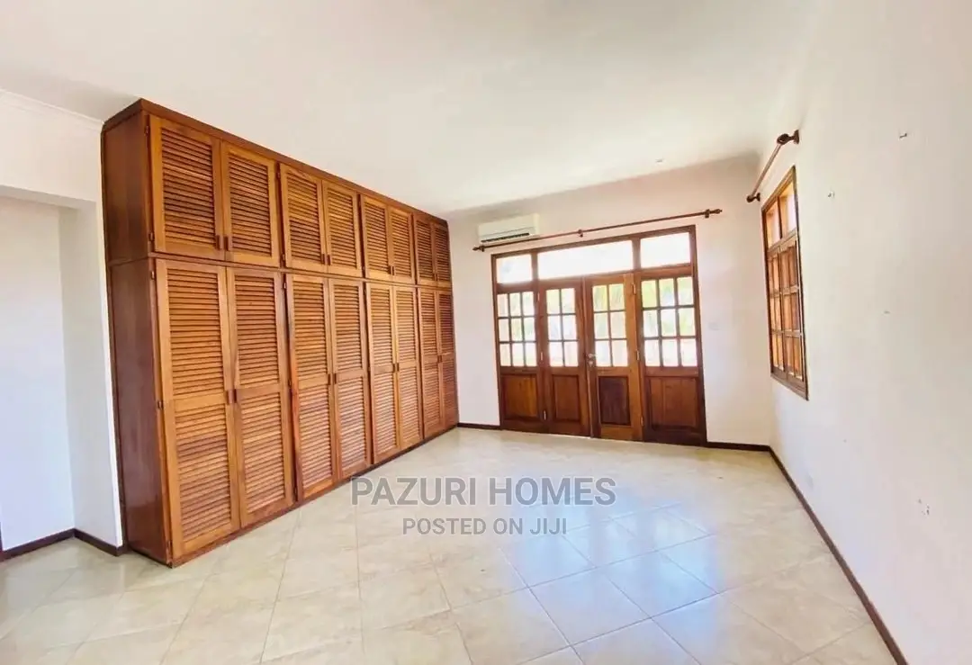 5bdrm Bungalow in Mbezi Beach for Rent