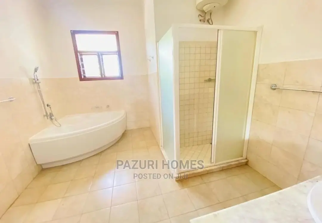 5bdrm Bungalow in Mbezi Beach for Rent
