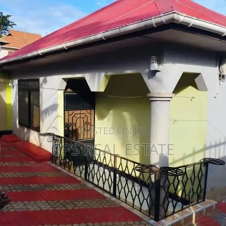 3bdrm House in Maxposh, Kinondoni for Sale