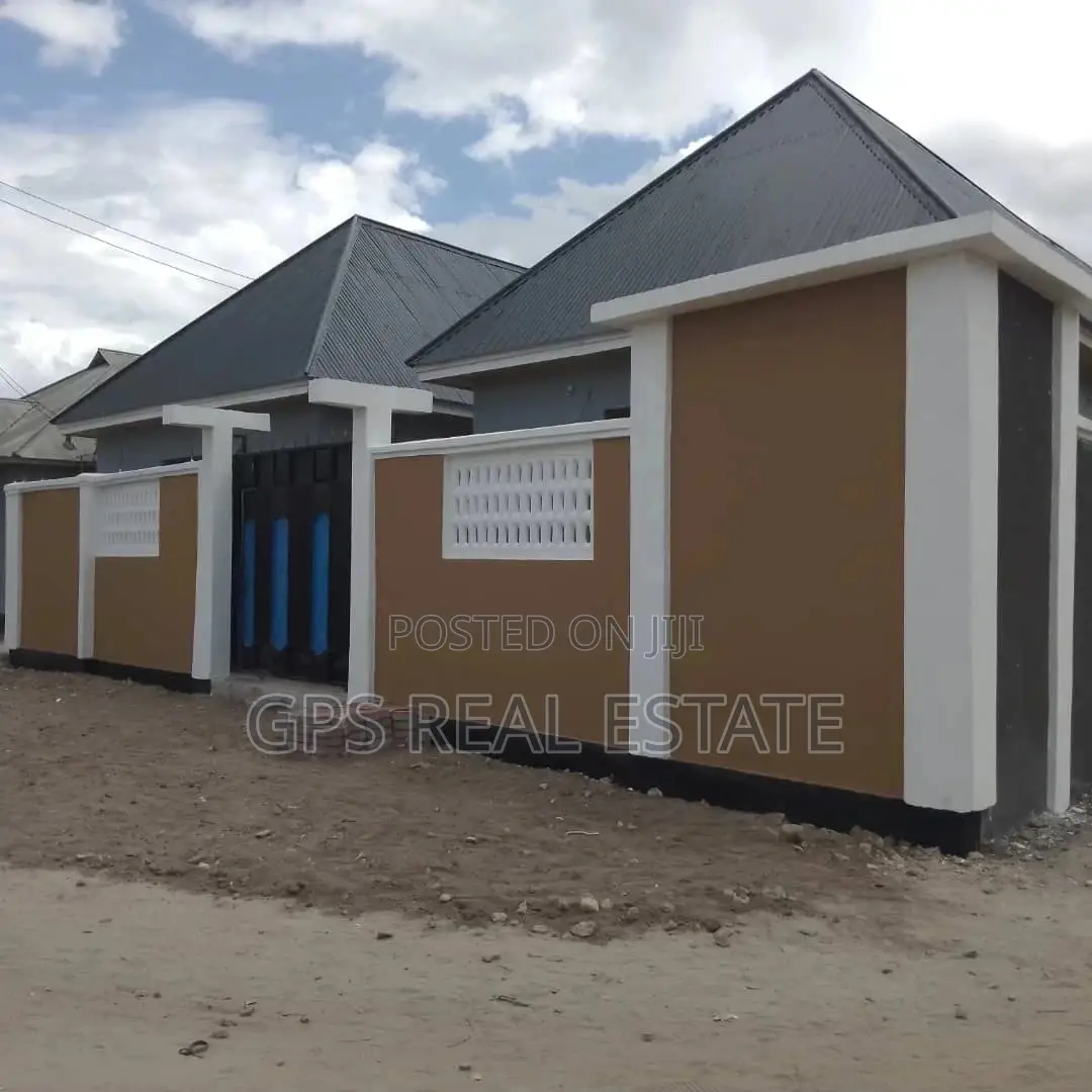 3bdrm House in Maxposh, Kinondoni for Sale