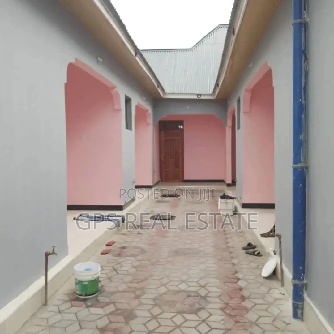 3bdrm House in Maxposh, Kinondoni for Sale