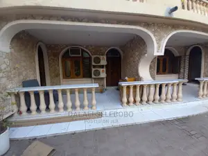 1bdrm Bungalow in Kijitonyama for Rent