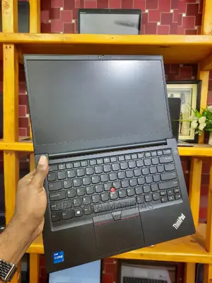 Laptop Lenovo Thinkpad E15 8GB Intel Core I7 SSD 512GB