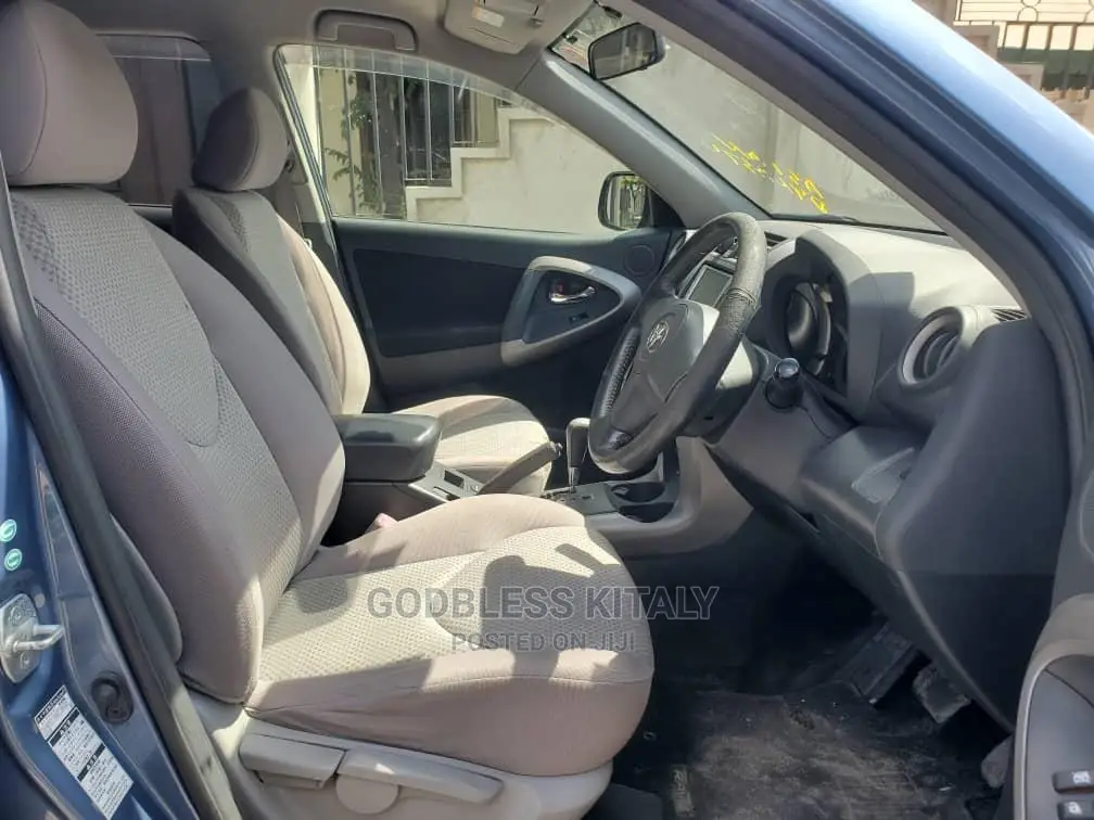 Toyota RAV4 2009 Blue