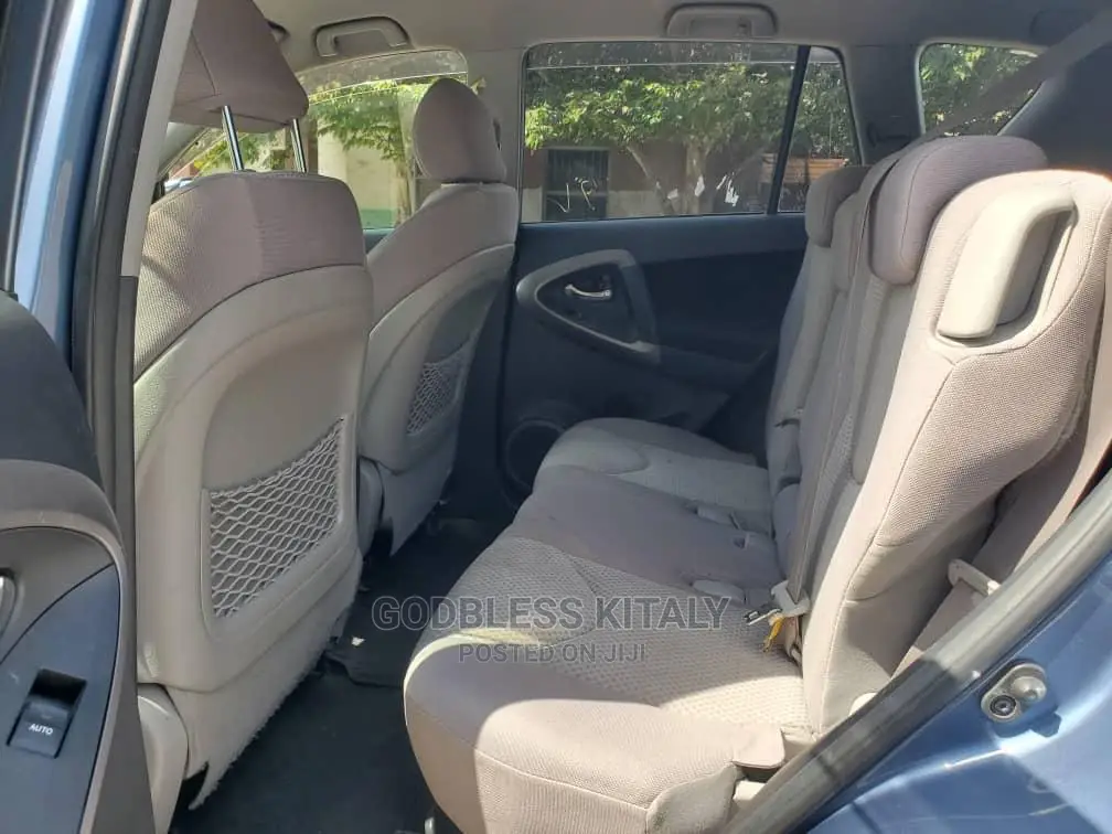 Toyota RAV4 2009 Blue