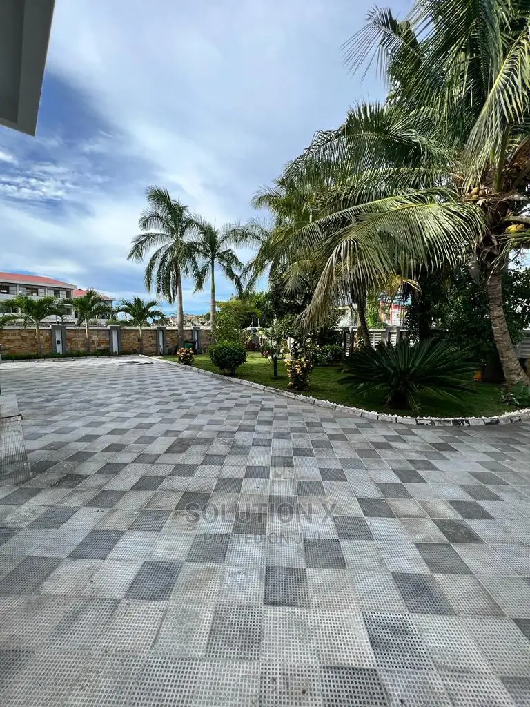 Furnished 4bdrm Mansion in Kinondoni for rent