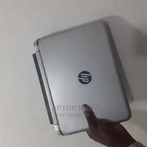 Laptop HP 215 G1 4GB AMD A6 320GB