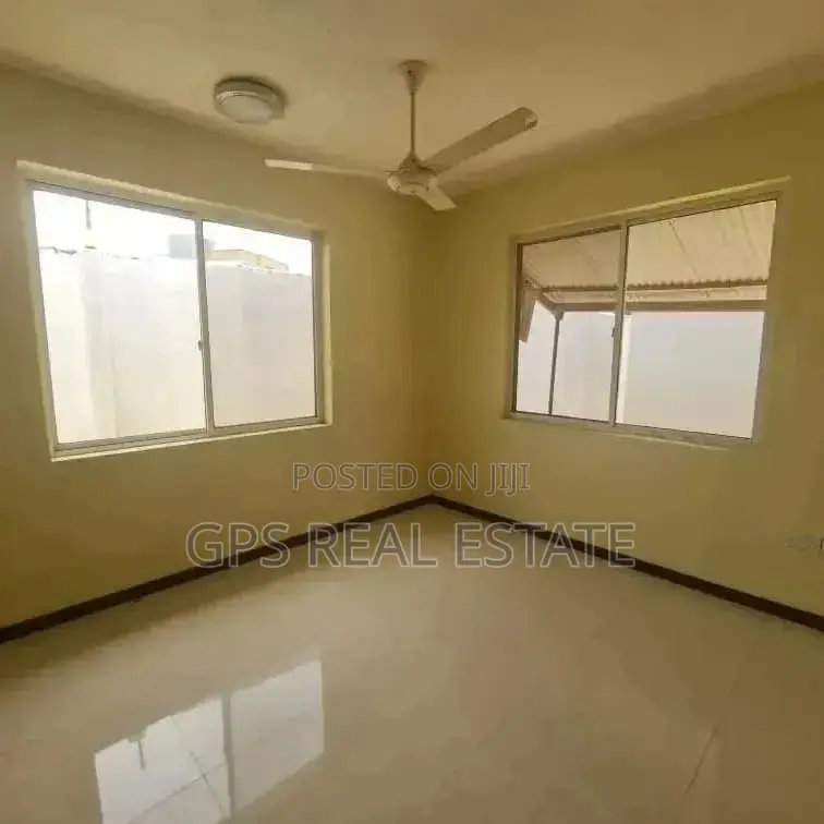 3bdrm House in Maxposh, Kinondoni for Sale