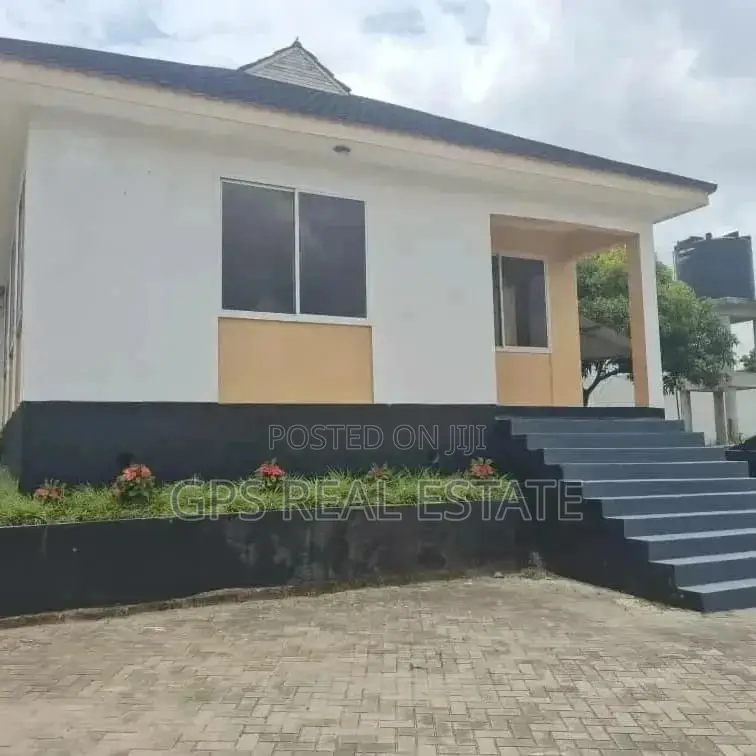 3bdrm House in Maxposh, Kinondoni for Sale