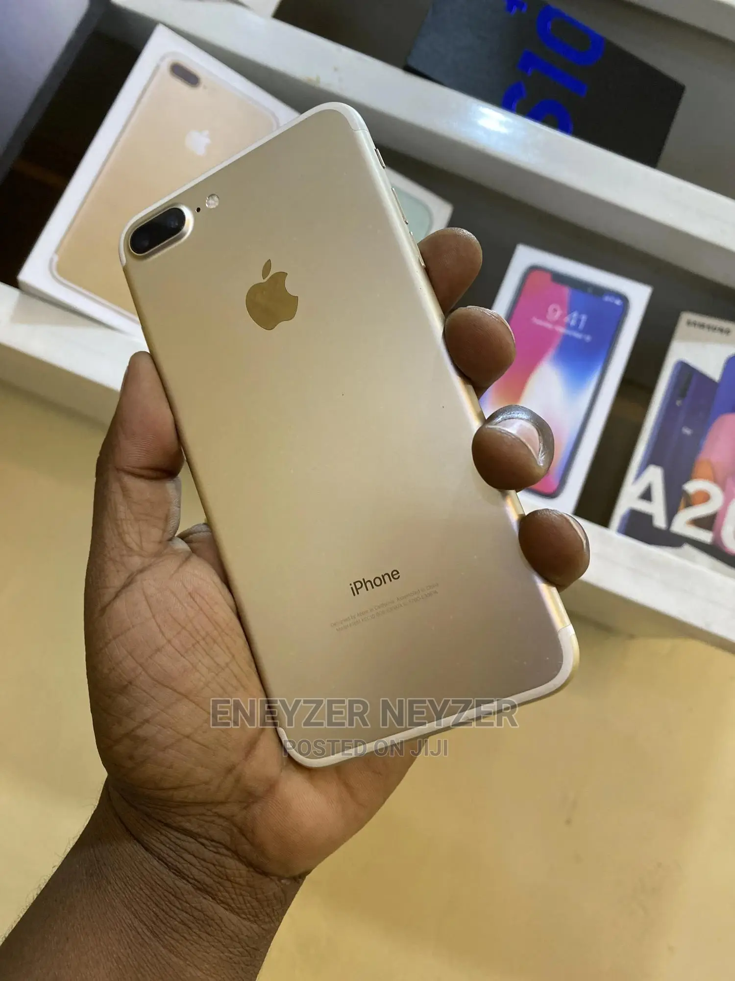 Apple iPhone 7 Plus 128 GB Gold