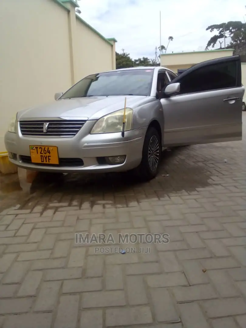 Toyota Premio 2004 Silver