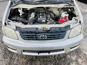 Toyota Noah 2.0 AWD (8 Seater) 2003 Silver