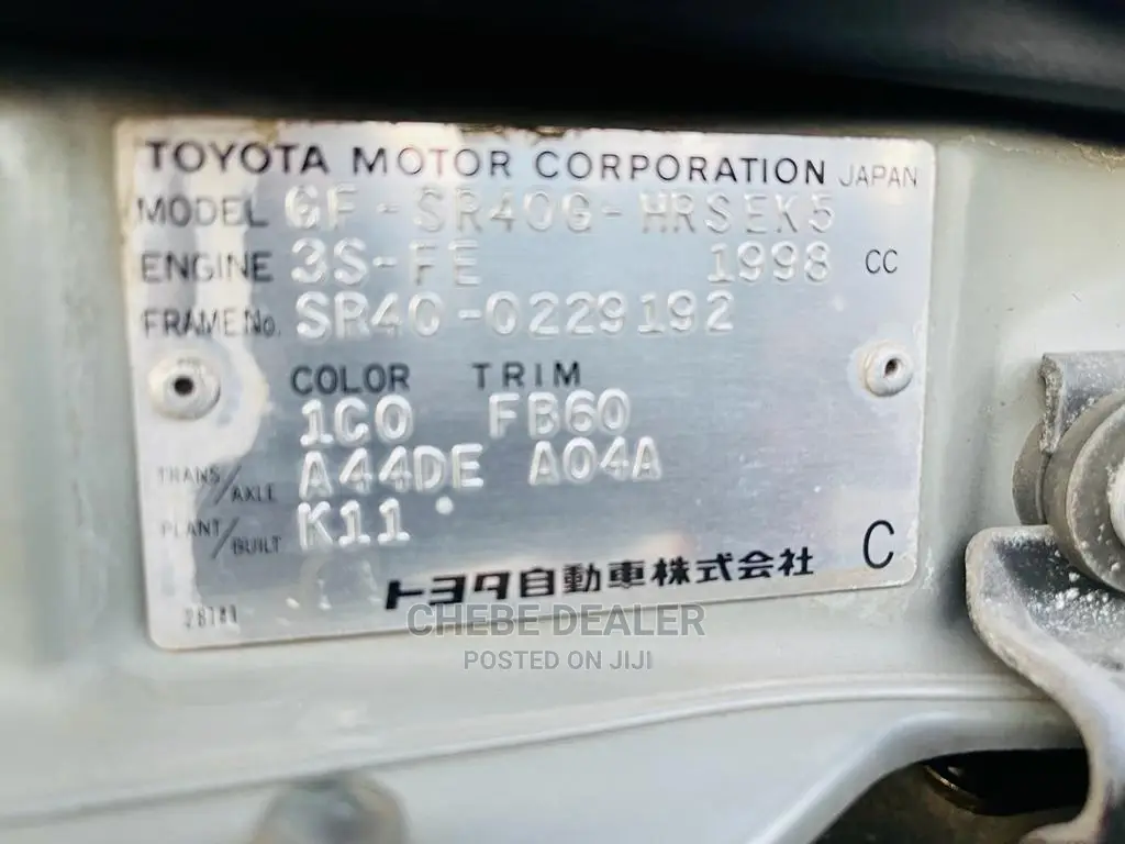 Toyota Noah 2.0 AWD (8 Seater) 2003 Silver