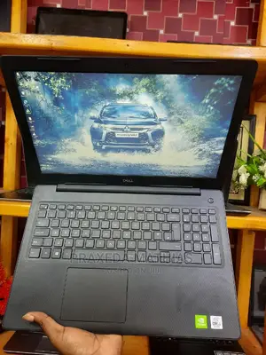 New Laptop Dell Inspiron 15 3593 8GB Intel Core I5 HDD 1T