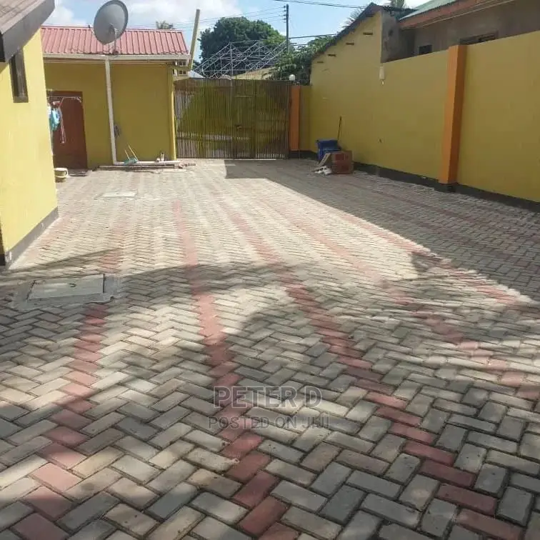 1bdrm Apartment in Kinondoni for rent