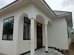 3bdrm House in Goba for sale