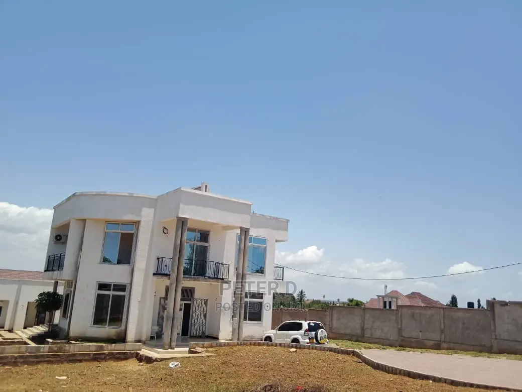 4bdrm House in Mbweni for sale