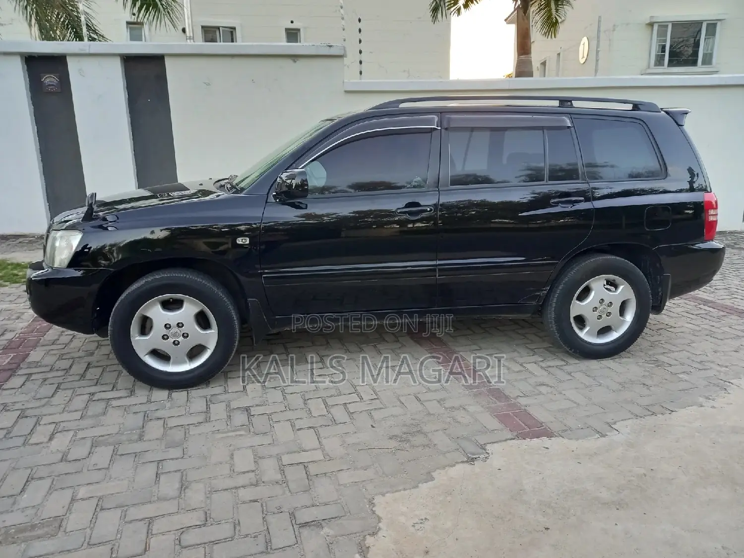 Toyota Kluger 2003 Black