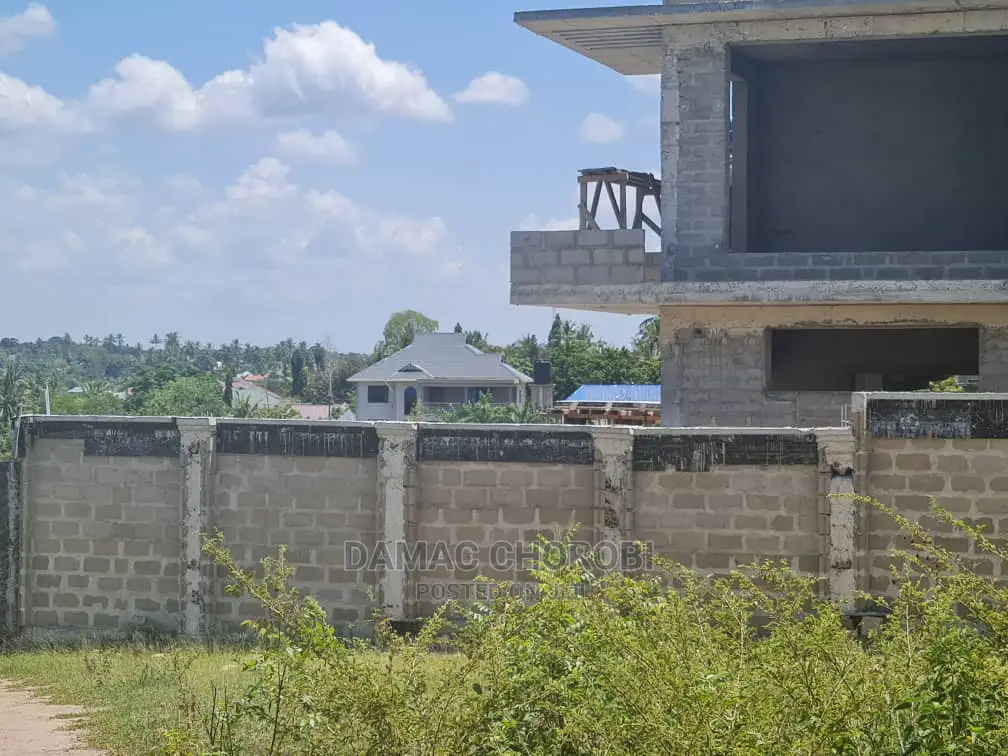 Kiwanja Kinauzwa Qmt 1571 Upanga Mtaa Wa Kitonga Dar