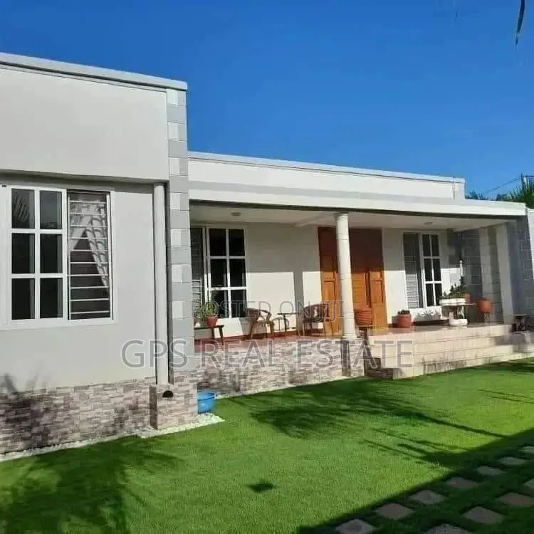 4bdrm House in Maxposh, Kinondoni for Sale
