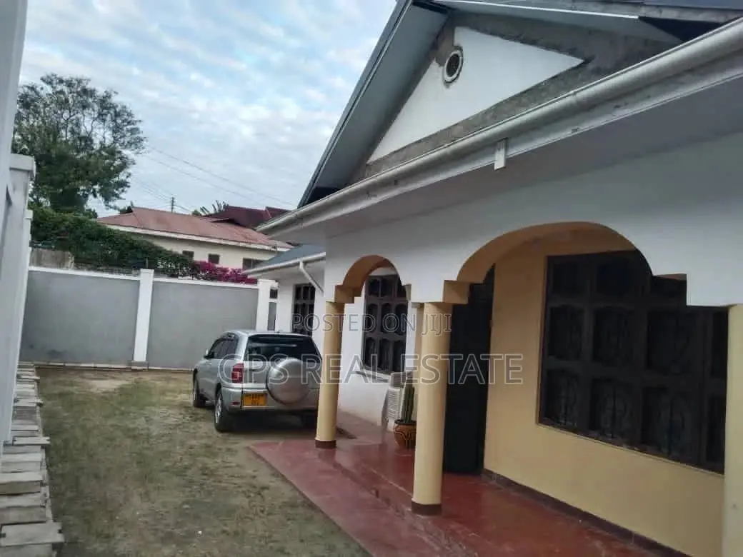 2bdrm House in Maxposh, Kinondoni for Sale