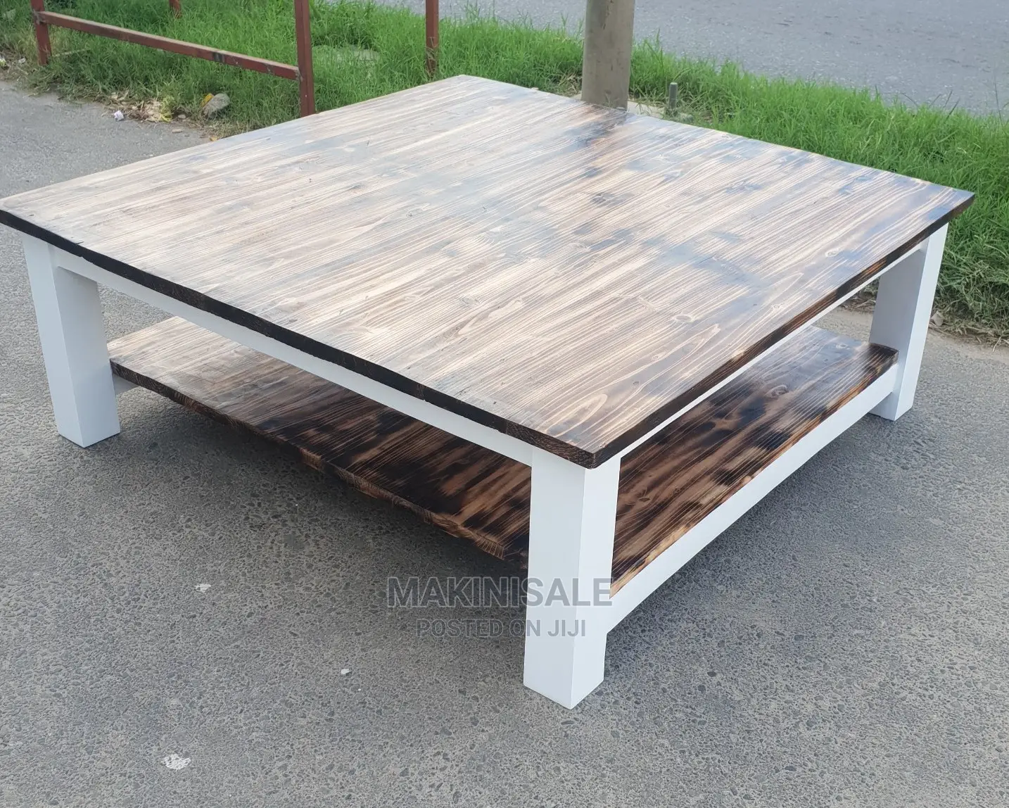 Coffee Table Nzuri Sana