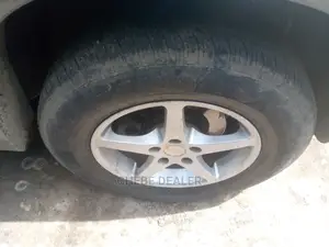 Suzuki Escudo 2006 Gray
