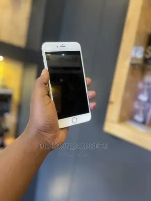 Apple iPhone 6 Plus 64 GB Gold