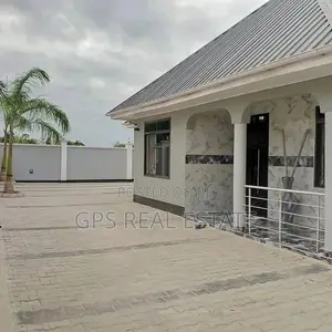 3bdrm House in Maxposh, Kinondoni for Sale