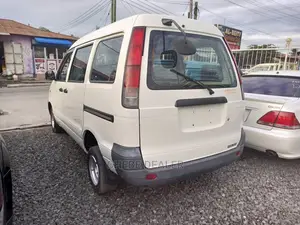 Toyota TownAce 2002 White