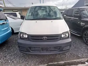 Toyota TownAce 2002 White