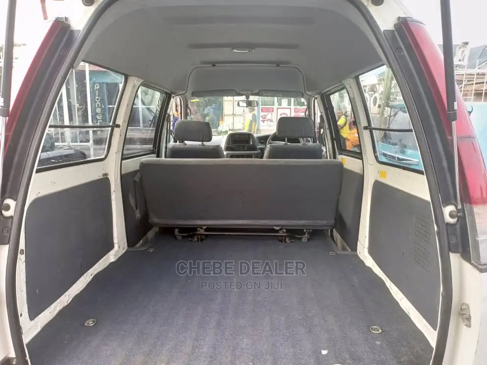 Toyota TownAce 2002 White