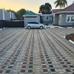 3bdrm House in Maxposh, Kinondoni for Sale