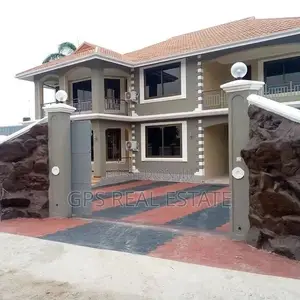 5bdrm House in Maxposh, Kinondoni for Sale