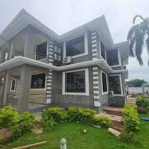 5bdrm House in Maxposh, Kinondoni for Sale