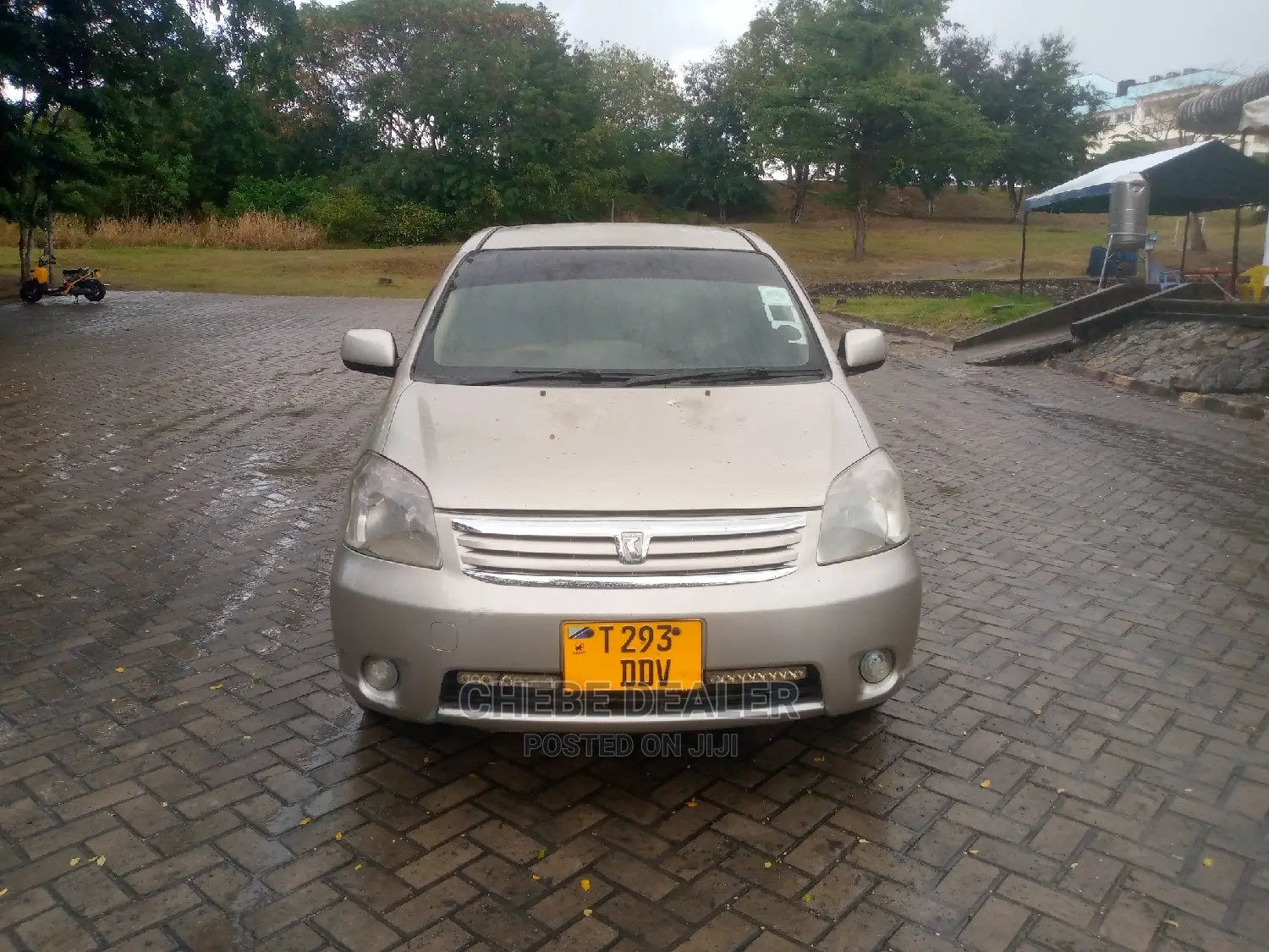 Toyota Raum 1.5 AWD 2004 Silver