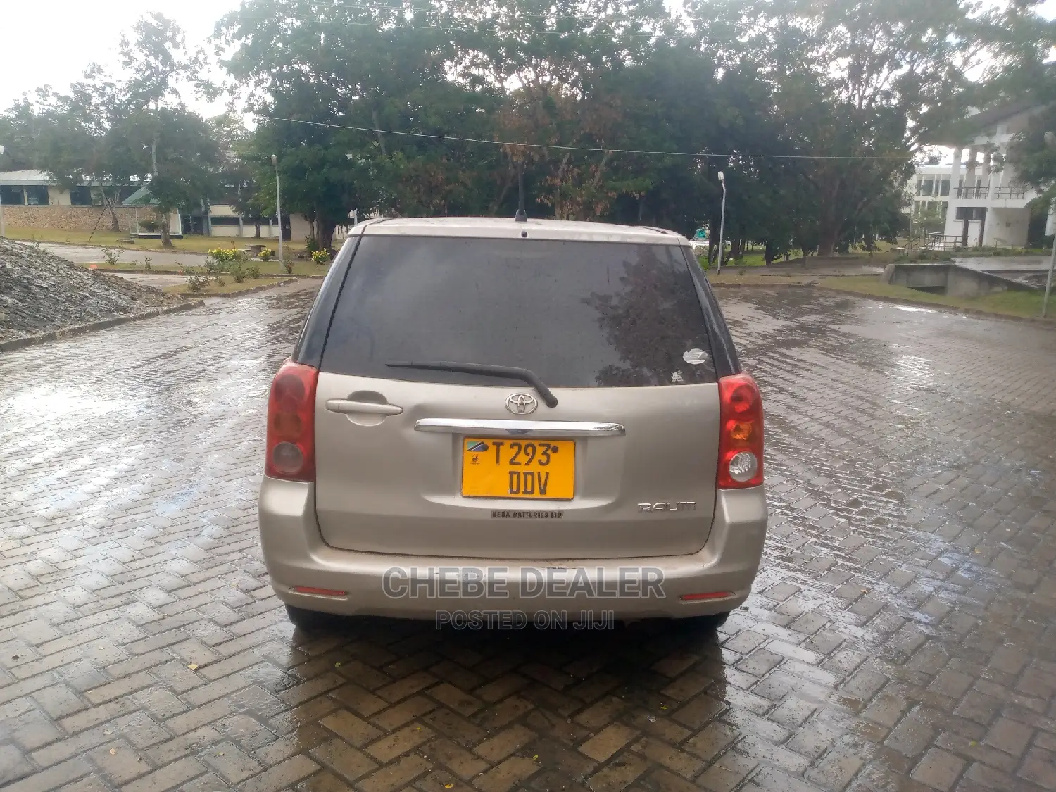 Toyota Raum 1.5 AWD 2004 Silver