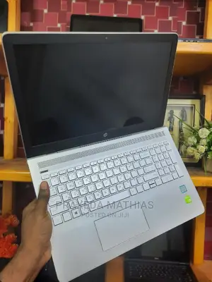 Laptop HP Pavilion 15 8GB Intel Core I7 HDD 1T