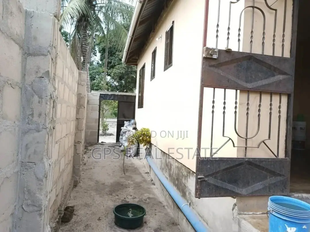 3bdrm House in Maxposh, Kinondoni for Sale